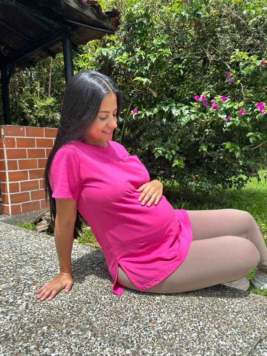 Camiseta Embarazo Unicolor Fucsia