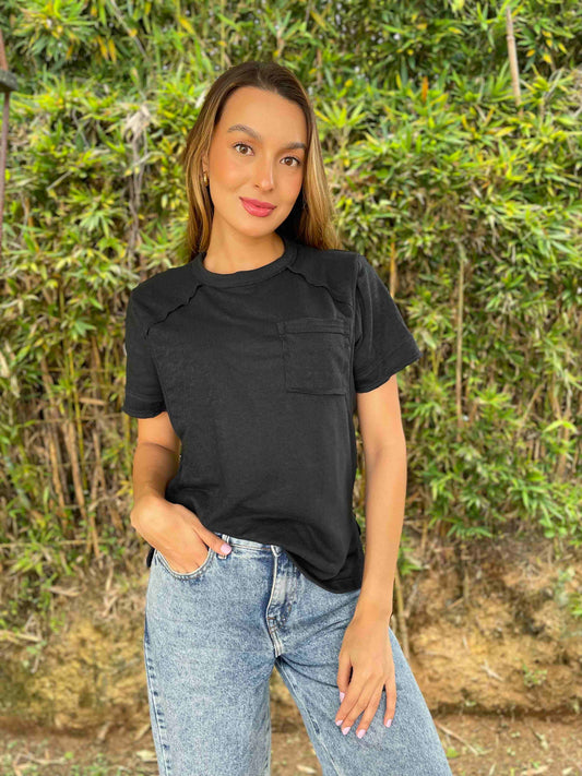 Camiseta Textura con bolsillo Negro