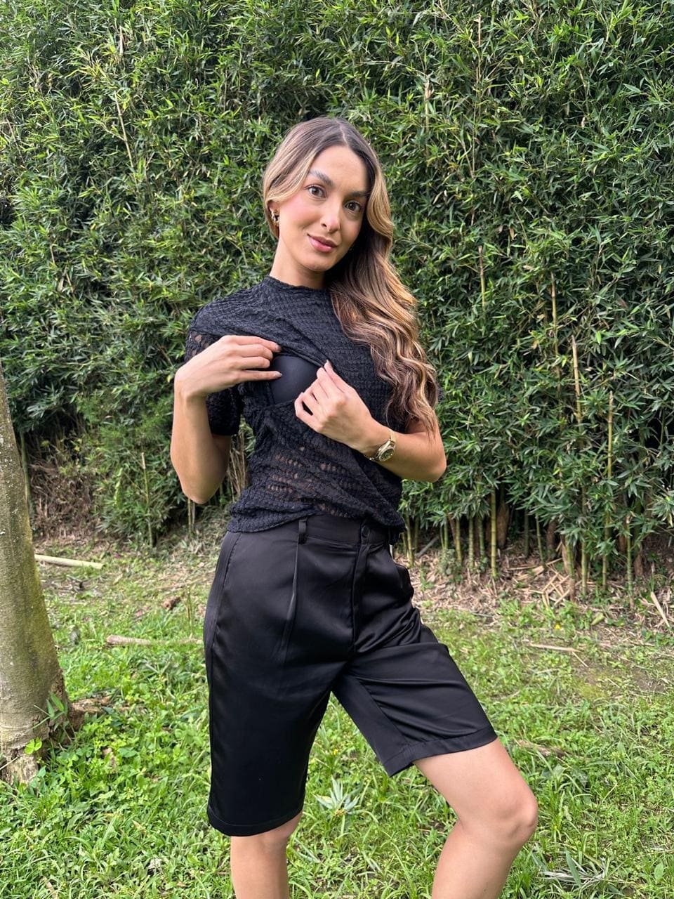 Camiseta Blonda Manga Corta Negro