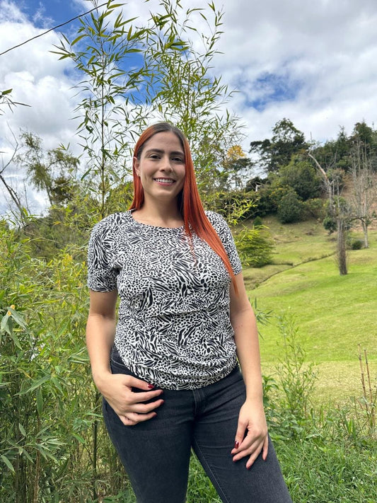 Blusa Manga Corta Print Blanco y Negro