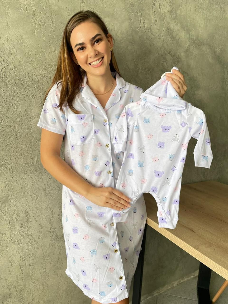 Dúo Bata Botón Estampado Koala