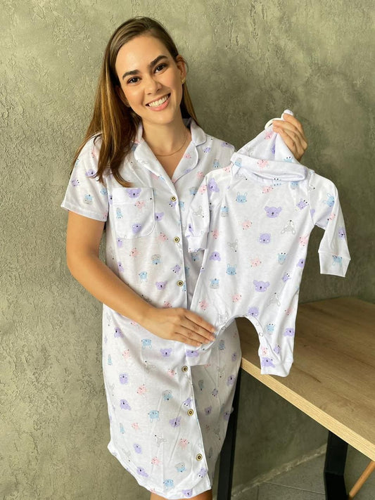 Dúo Bata Botón Estampado Koala