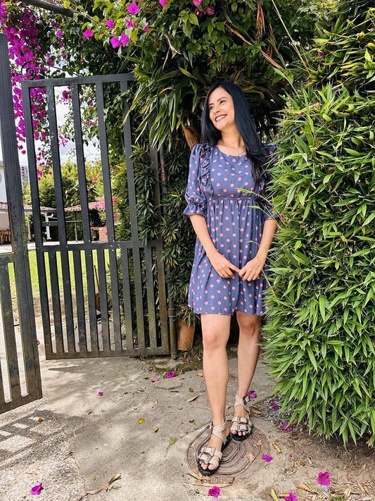 Vestido Corto Estampado Berenjena