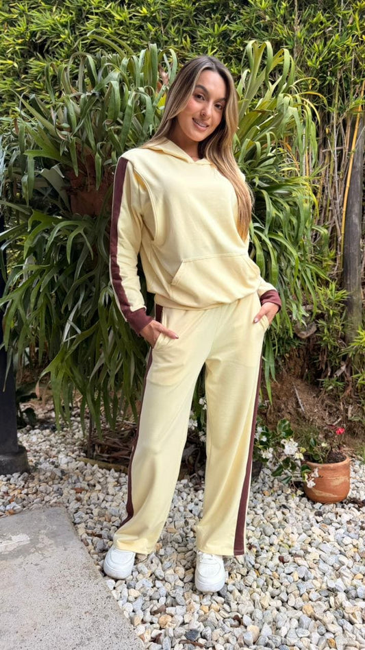 Deportivo Pantalón Amarillo