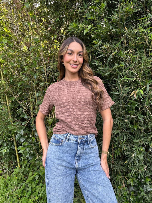 Camiseta Blonda Manga Corta Café